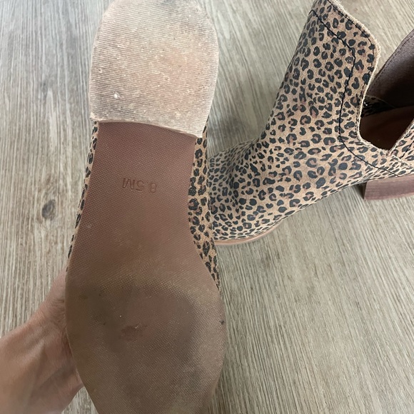 Coconut by Matisse leopard booties. - Picture 4 of 5